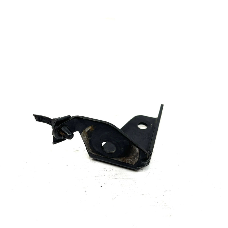 03 Bombardier Traxter 500 4x4 Auto OEM Front Engine Mount Bracket 707000082 AB15