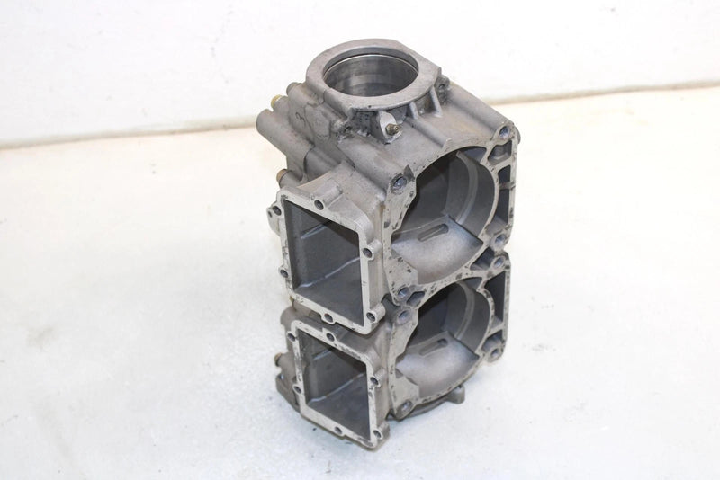 05 Polaris Iq 440 Oem Engine Block Crankcase 2202948 SP166