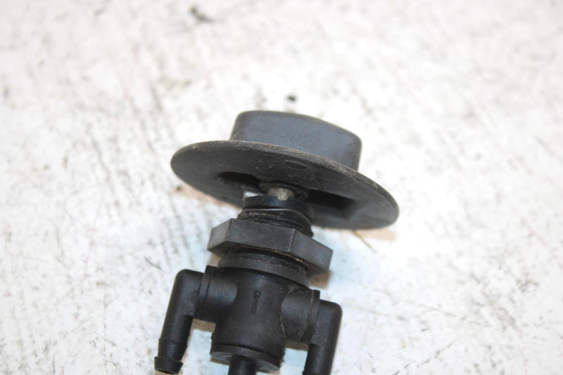 98 Polaris Xplorer 300 Oem Fuel Petcock 5432559 7052154 AP69