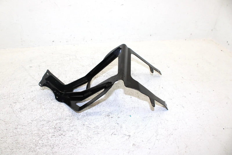 1999 Polaris 500 Xc Oem Resonator Chassis Bracket 1260882-029 SP37