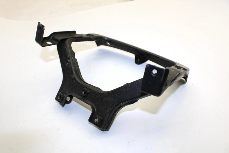 Yamaha Oem Headlight Bracket 8V0-77241-00-00 B383