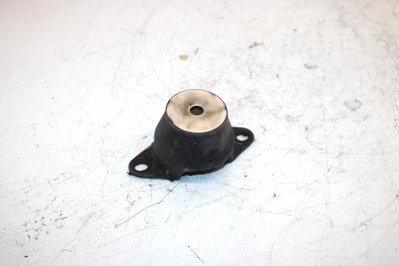 98 Arctic Cat Zr 440 Sno Pro Oem NOS Engine Motor Mount 0608-240 SAS7