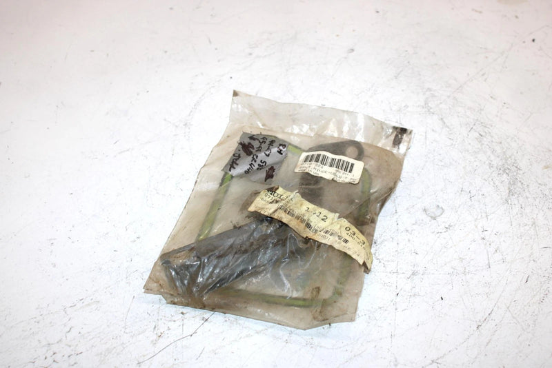 95 Arctic Cat Wildcat  Oem NOS Right Hinge Bracket 0716-224 SAS7