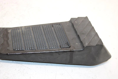 02 Ski-doo Grand Touring 500 Oem Passenger Footrest Set 572088700 SS24