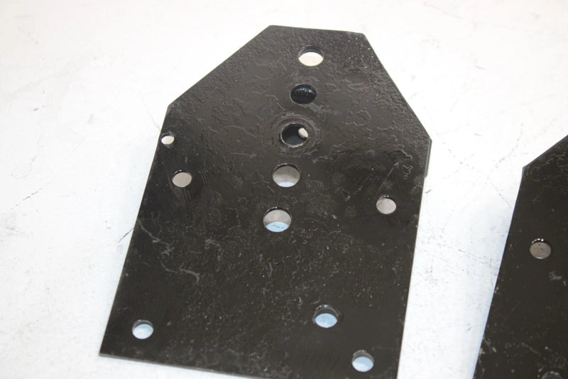 90 Polaris Classic 500 Oem Rear Skid Mount Bracket Set 1011666 1011667 Q5580
