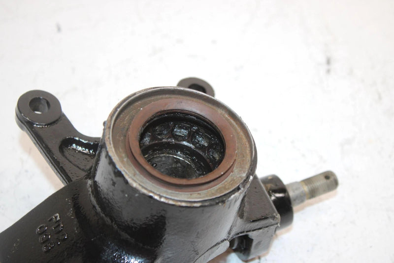 2001 Bombardier Traxter Oem Front Right Steering Knuckle 709400095 AB10