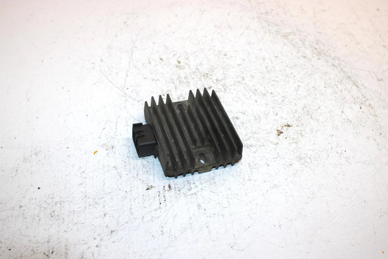 2004 Honda Fourtrax Foreman Rubicon Oem Voltage Regulator 31600-HN2-013 AH5