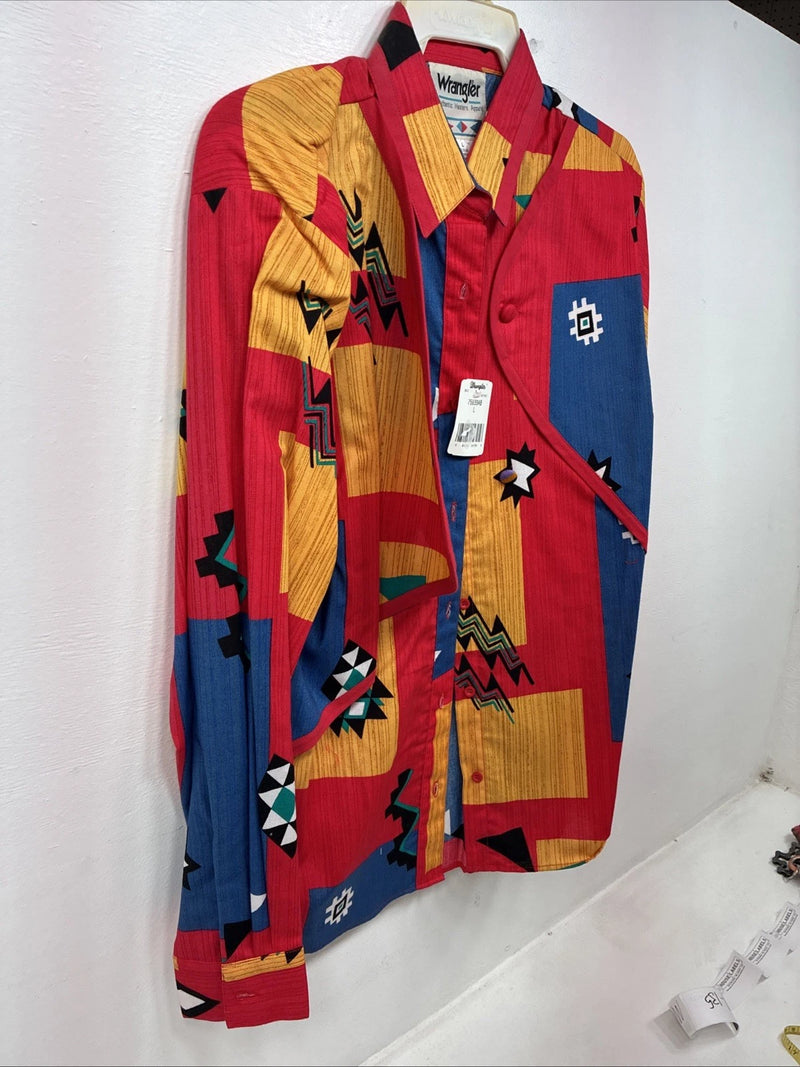 New Women’s Wrangler Multicolor Design Long Sleeve Button Up Large MM-135