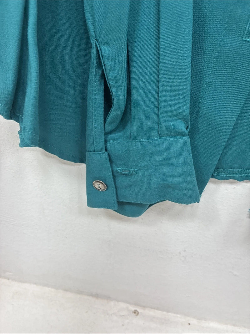 New Women’s Roughrider Blue Long Sleeve Button Up Size Large TT-133
