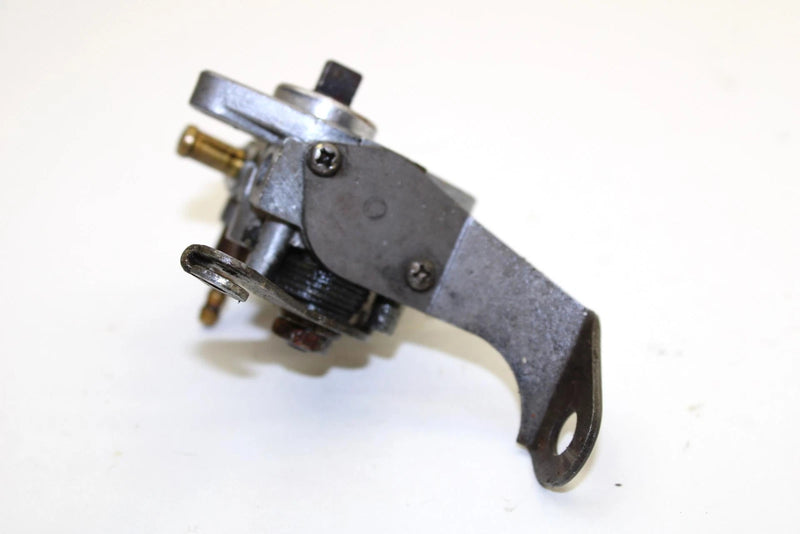 1994 Yamaha Vmax 600 Oem Oil Pump 8CA-13100-01-00 Q2472