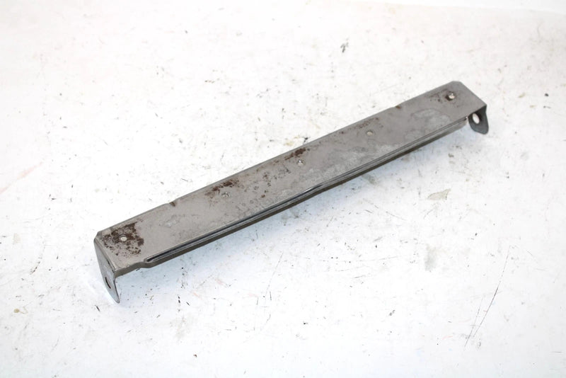 1979 Yamaha Et250c Oem Snow Flap Mount 8G5-21910-01-00 SY61