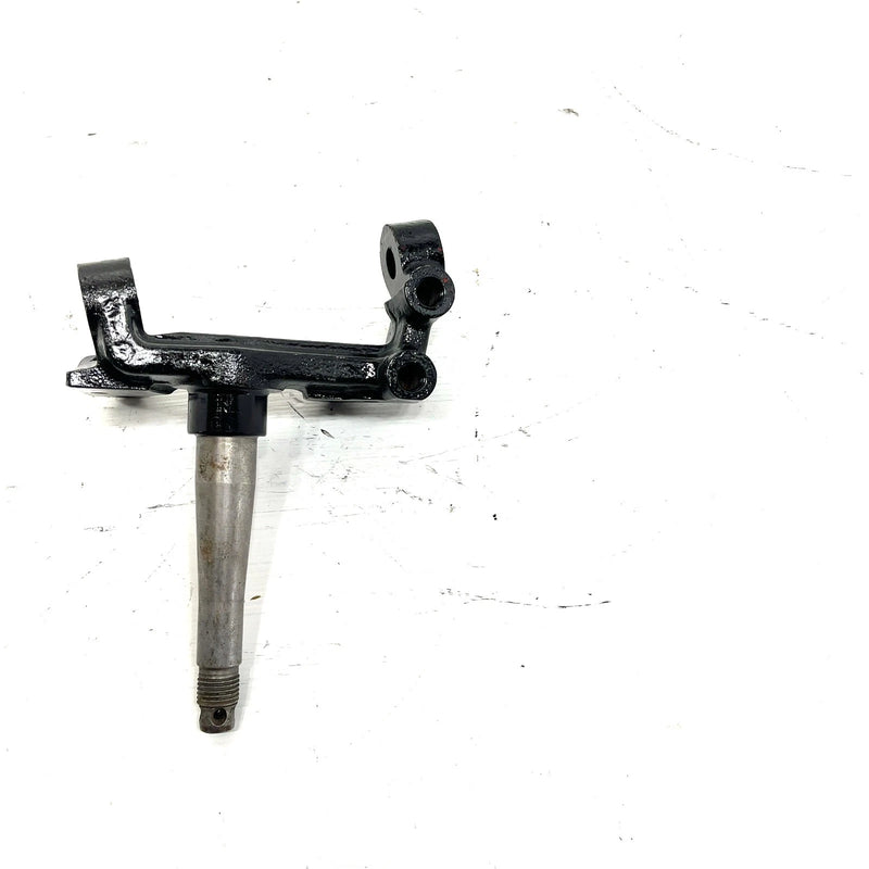 1996 Yamaha Warrior 350 OEM Front Steering Knuckle 3GD-23502-10-00 AY60