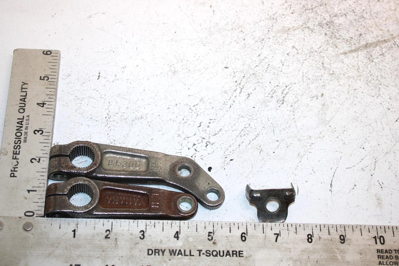 81 Yamaha Enticer 250 Et250e Oem Steering Arm Set 8F3-23851-00-00 SY6