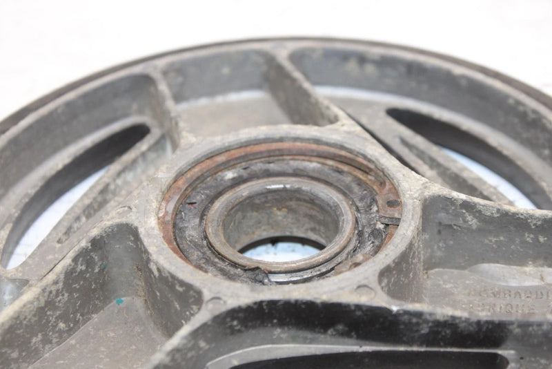 1996 Ski-doo Touring Sle 500 Oem Rear Idler Wheel 570045321 SS12