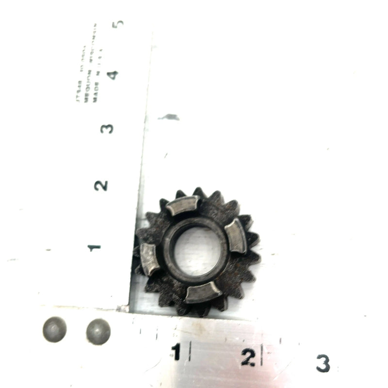 84-87 Suzuki Quadrunner 185 OEM 19T 4th Drive Gear 24241-24412 AS33