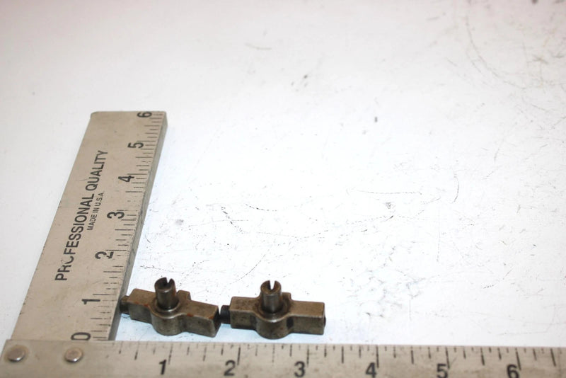 01 Arctic Cat Zr 800 Oem Exhaust Valve Stopper Pair 3005-860 SA194