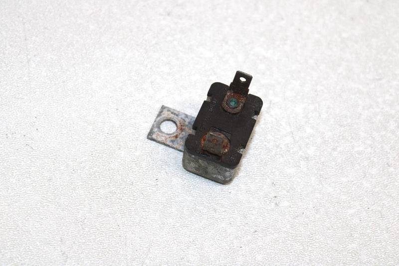 Polaris Oem Front Bumper Circut Breaker 12A 2434008 Q1001