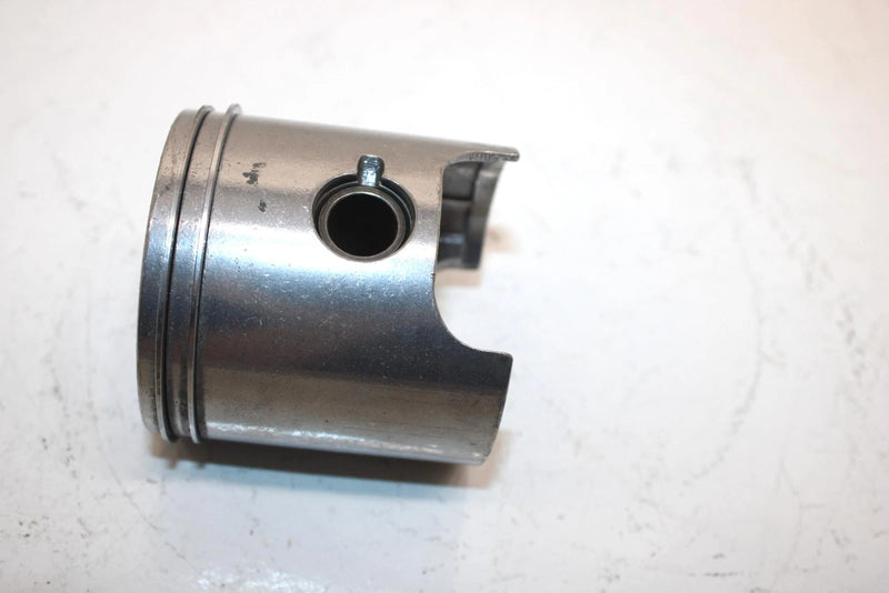 92 Polaris 440 Oem Piston (STD) 3084326 Q5532