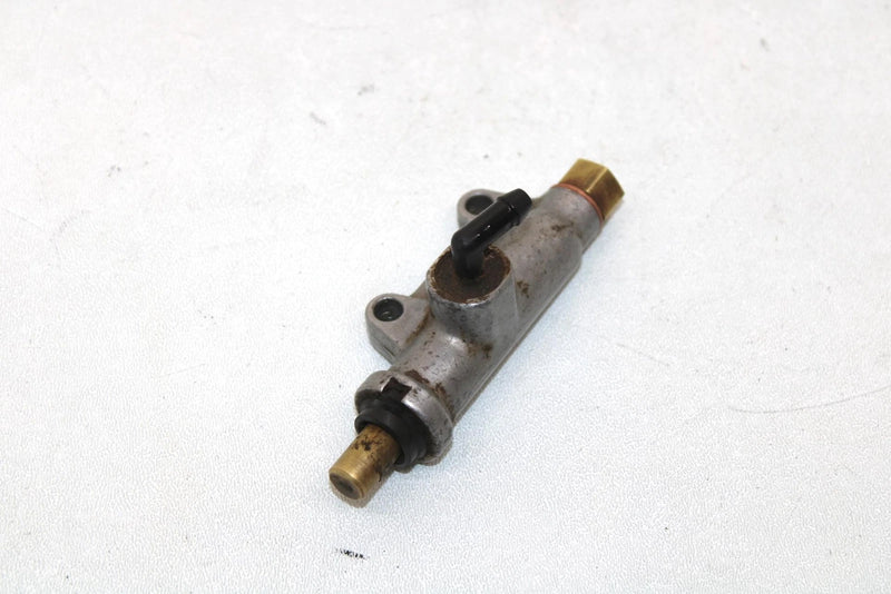 2004 Polaris Sportsman 500 Oem Rear Brake Master Cylinder 1910301 1911113 AP129