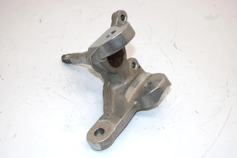 08 Arctic Cat Atv 250 Utility 2x4  Oem Right Steering Knuckle 3303-930 AA13