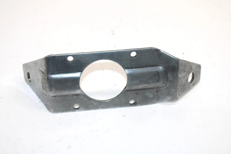 1988 Yamaha Bravo Oem Engine Mount Plate 8R4-21411-00-00 SY72