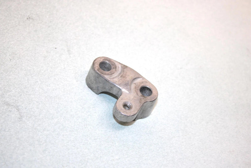 06 Honda Trx 350 Fe A  Oem Left Handlebar Mount 53130-HB3-770 AH24