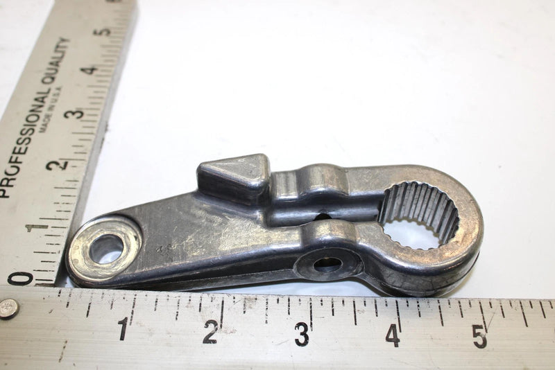 2002 Yamaha Sx Viper Oem Right Spindle Steering Arm 8EK-23852-00-00 Q2536