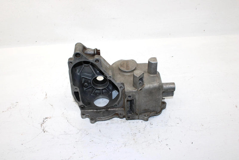 2002 Polaris Magnum 325 Oem Main Transmission Case 3233765 AP185