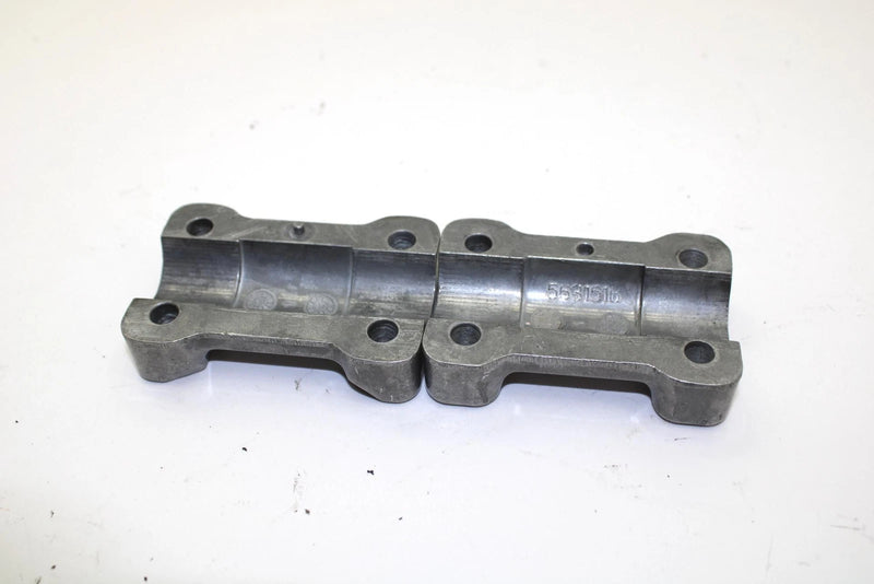 05 Polaris Sportsman 700 EFI OEM Handlebar Clamp  5631972 5631973 Q2521