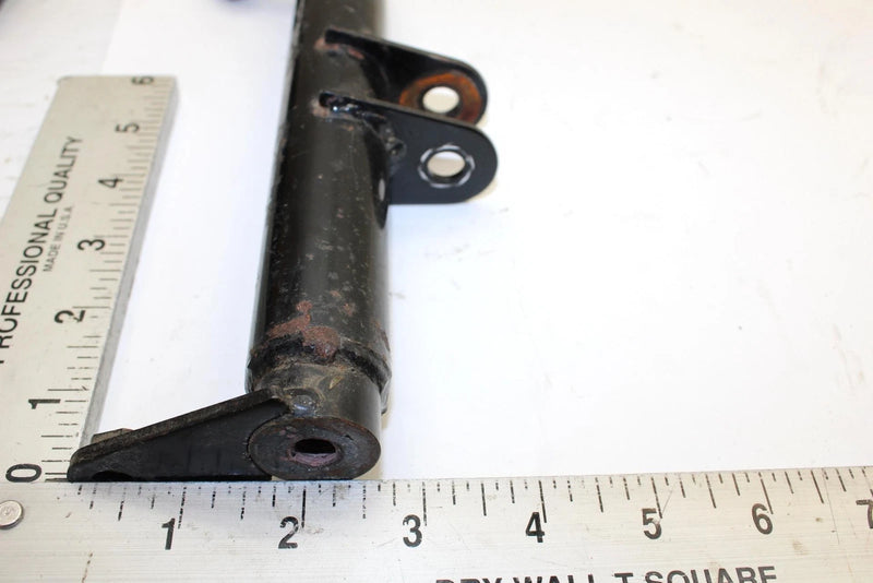 2002 Yamaha Mountain Max 700 Oem Shock Mount Bracket 8ED-47418-00-00 SY83