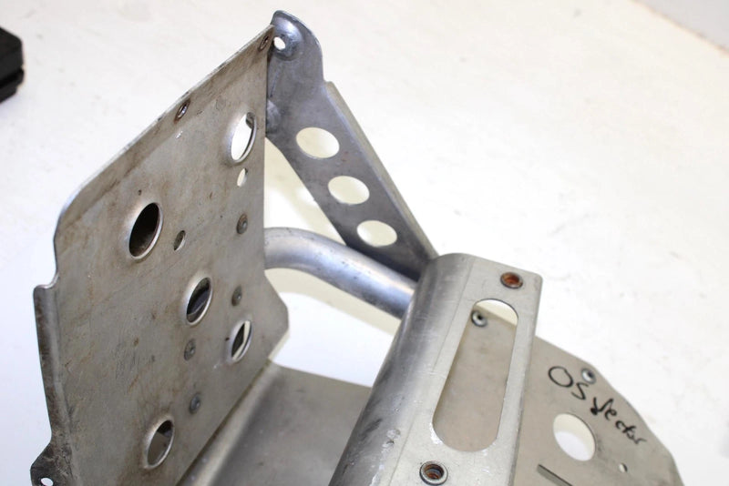 2005 Yamaha Rs Vector Oem Left Foot Rest Foot Well 8FU-21960-01-00 SY104