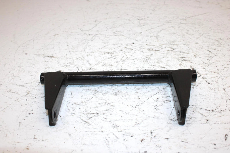 1991 Yamaha Phazer Ii Oem Rear Suspension Pivot W/Shaft 8V0-47417-00-00 SY27