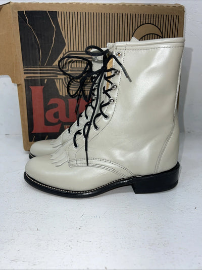 New Women’s Cream Lace Up Laredo Cowboy Boots. 121 6 M. 19-17