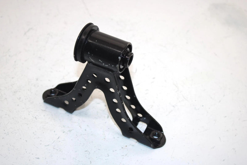 01 Yamaha  Kodiak  2wd Oem Front Upper Engine Mount 5GH-21315-00-00 AY29