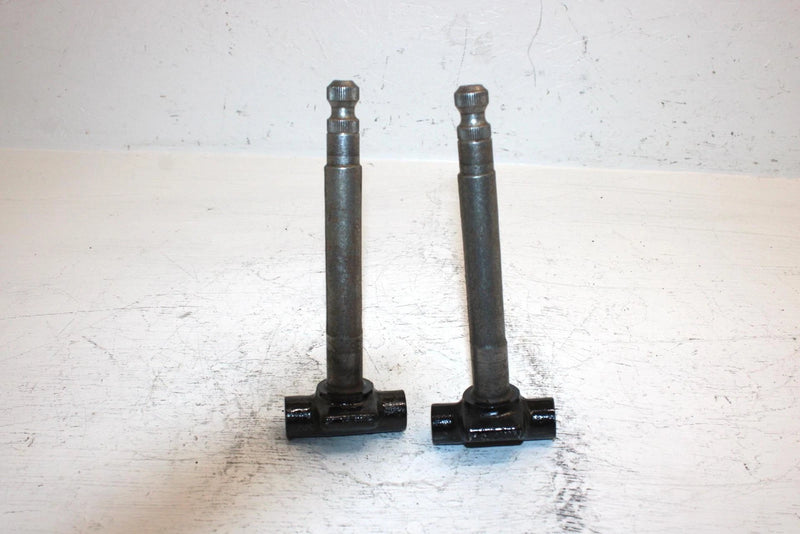 1991 Polaris Sport Oem Spindle Pair 6230055 SP26