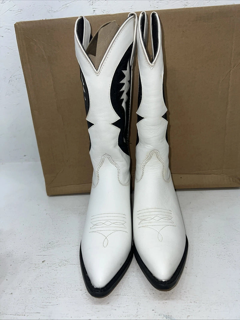 New Women’s White And Black Capezio Cowboy Boots. L777 6 M. 19-26