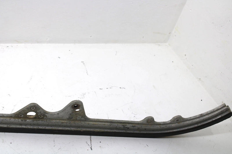 1987 Yamaha Srv Oem Right Skid Rail 88R-W4741-00-00 SY131