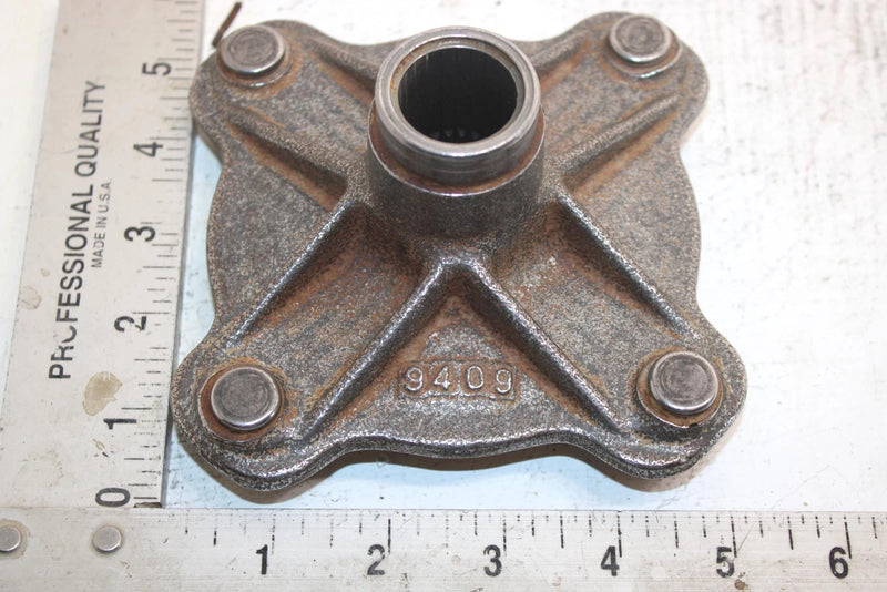 00 Kawasaki Bayou 300 4x4 Oem Rear Wheel Hub 49030-1104 AK20