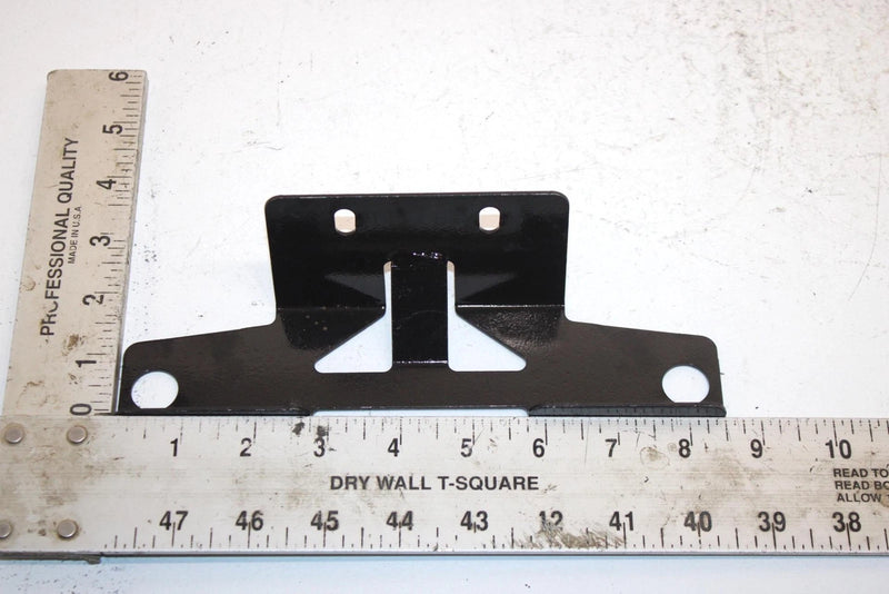2005 Polaris Sportsman 500 Ho Oem Lower Radiator Mount Bracket 5247047-067 AP176