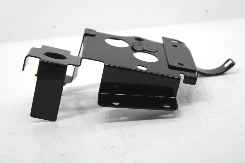 1989 Yamaha Ovation Deluxe Oem Battery Bracket 85N-2199G-01-00 SY69