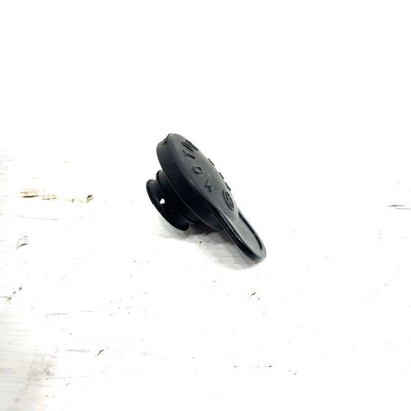 1982 Yamaha Tri Moto 125 OEM Oil Tank Cap 1T9-21771-01-00 AY62