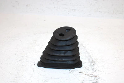 1989 Yamaha Inviter Oem Right Tierod Boot 81E-23818-00-00 SY17