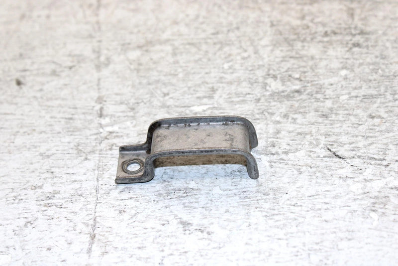 1995 Yamaha Vmax 500 Oem Frame Clip Pair 89A-21911-20-00 SY34