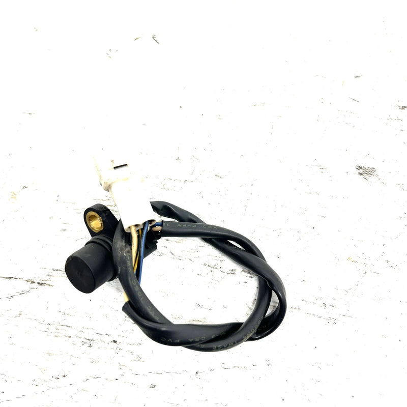 2012 Yamaha Grizzly 550 YFM550 4x4 OEM Speed Sensor 3B4-83755-01-00 AY65