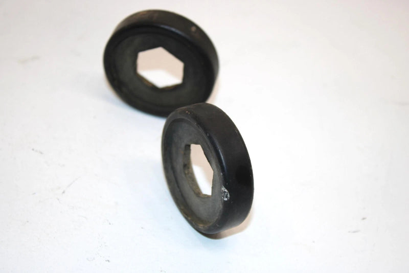 04 Polaris Sportsman 500 Oem Strut Pivot Ball Set Pair 5432871 5432872 Q3213