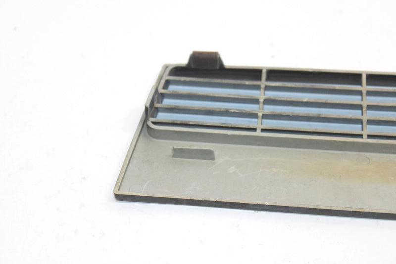 1985 Yamaha Enticer 340 Oem Hood Louver 8Y4-77134-00-00 SY127