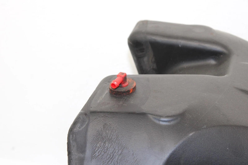 2006 Polaris 600 Fusion Oem Fuel Gas Tank 2520637-070 SP31