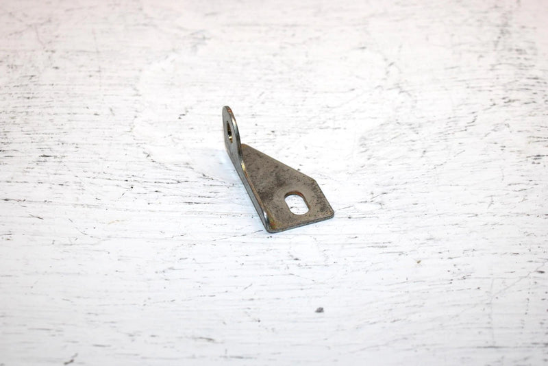 2002 Ski-doo Mxz 500 Oem Hood Hinge Center Plate 517302045 SS16