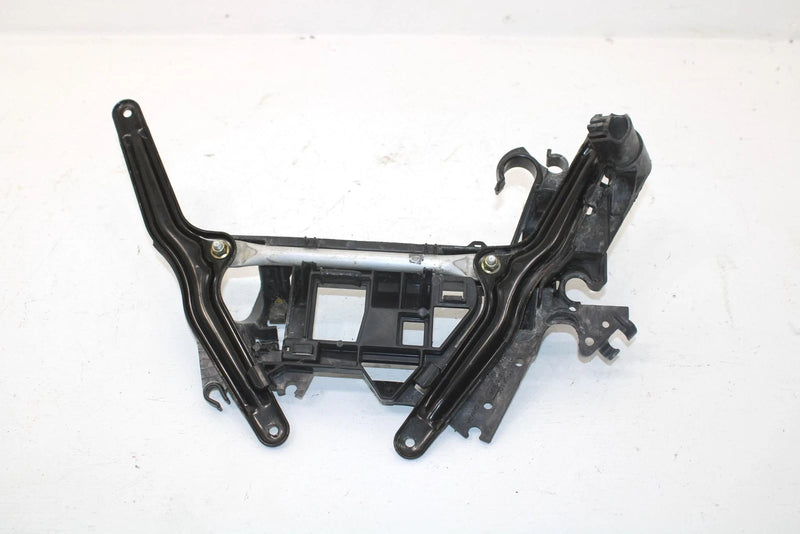 2017 Ski-doo Grand Touring 900 Oem Frame Sub Support 518327145 SS65