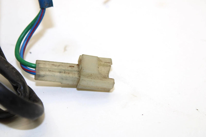 2006 Yamaha Apex Gt Oem Stop Switch 8FP-82530-00-00 Q2510